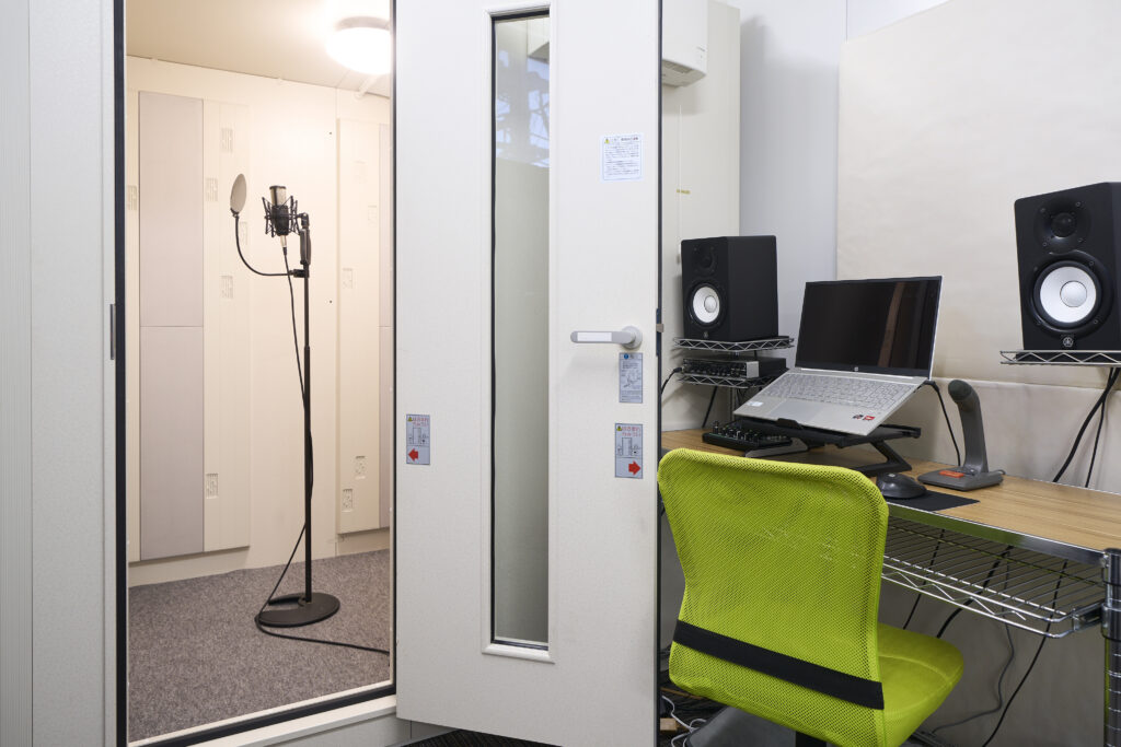 レンタルスタジオ内観。グループ練習・ワークショップ・セリフ掛け合い・イベント・趣味の集まりにも最適